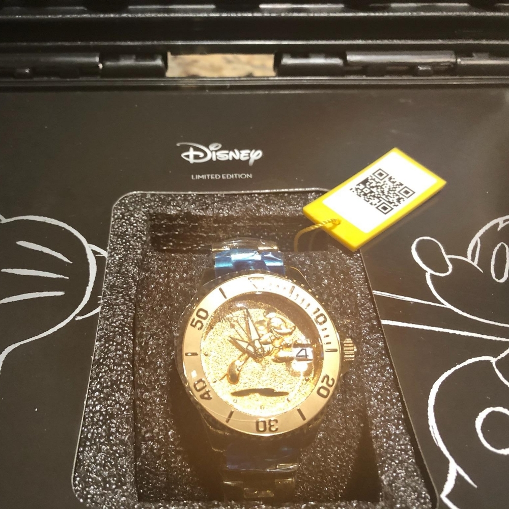 Rare Disney Gold Watch New